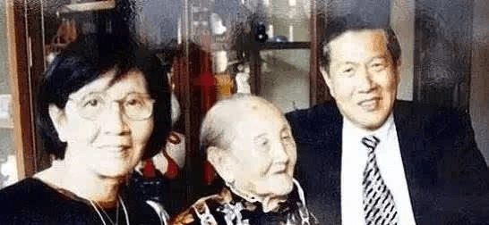 ‘beat365官网’
伟大的母亲:造就13个博士 其中一个家喻户晓 教子经却只有15字(图1) ‘beat365官网’
伟大的母亲:造就13个博士 其中一个家喻户晓 教子经却只有15字(图1)