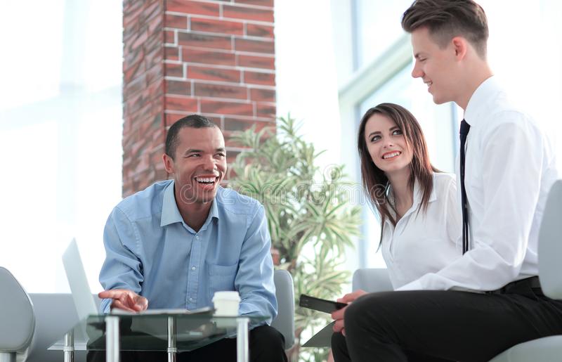 影戏美术观点设计师的主要任务是什么?‘beat365官网’(图4) beat365官网