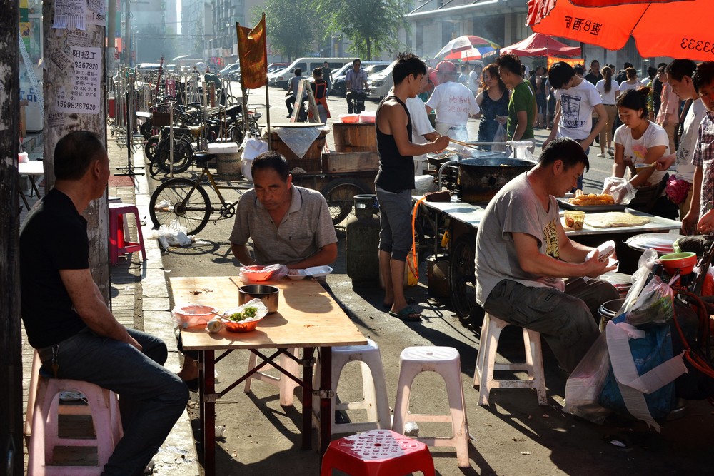 beat365亚洲体育官方网站|全国政协调研组肯定宁波绿色快递建设鼓励争创全国示范(图1) beat·365