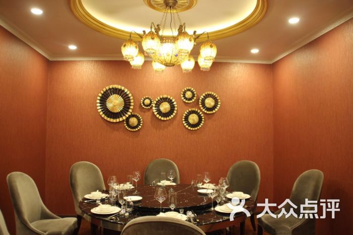 beat365亚洲体育官方网站:GOG开启故事情节类促销 《暴君》42元、巫师3半价(图3) beat365亚洲体育官方网站